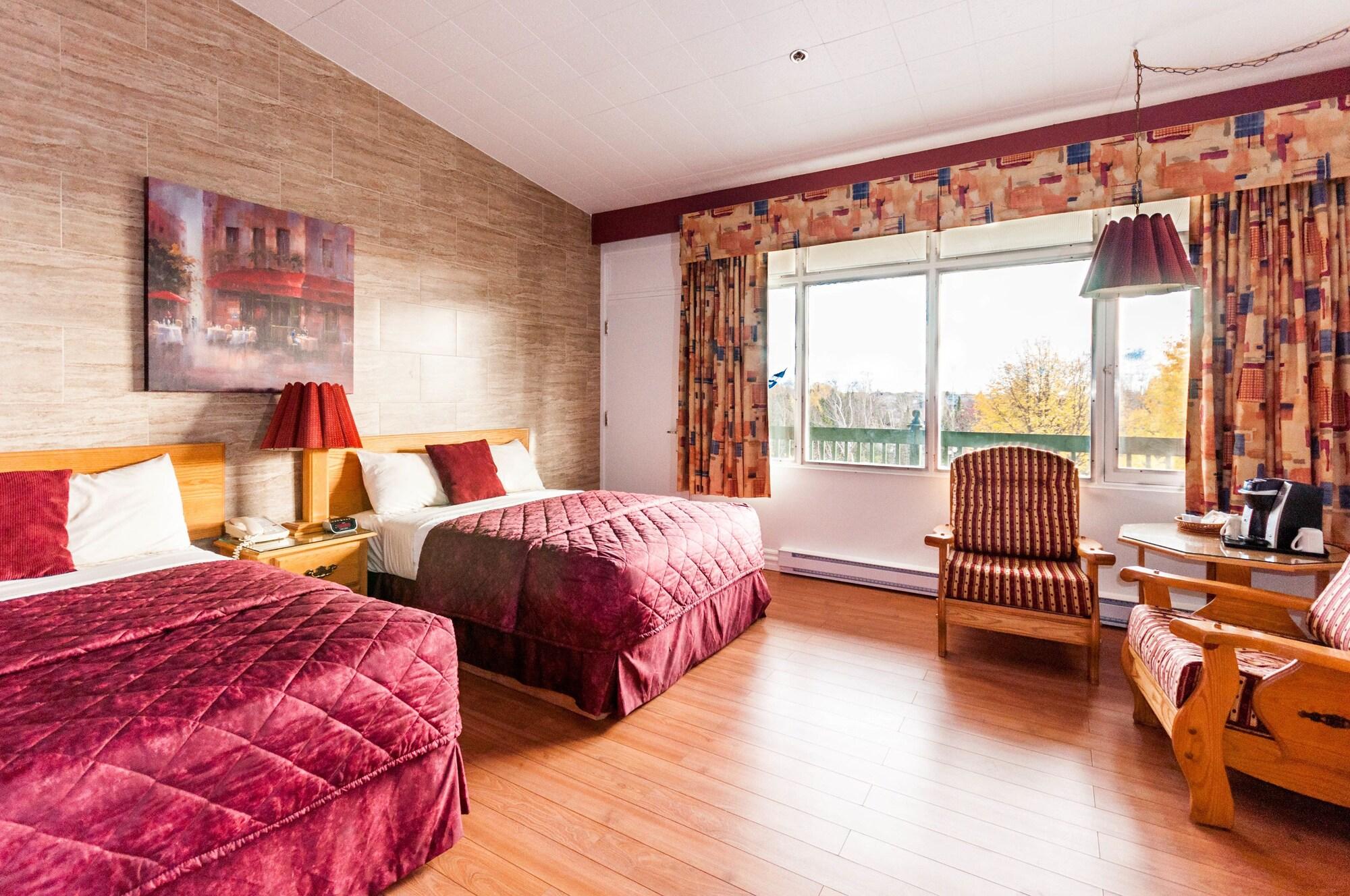 Hotel La Caravelle Baie-Comeau Buitenkant foto