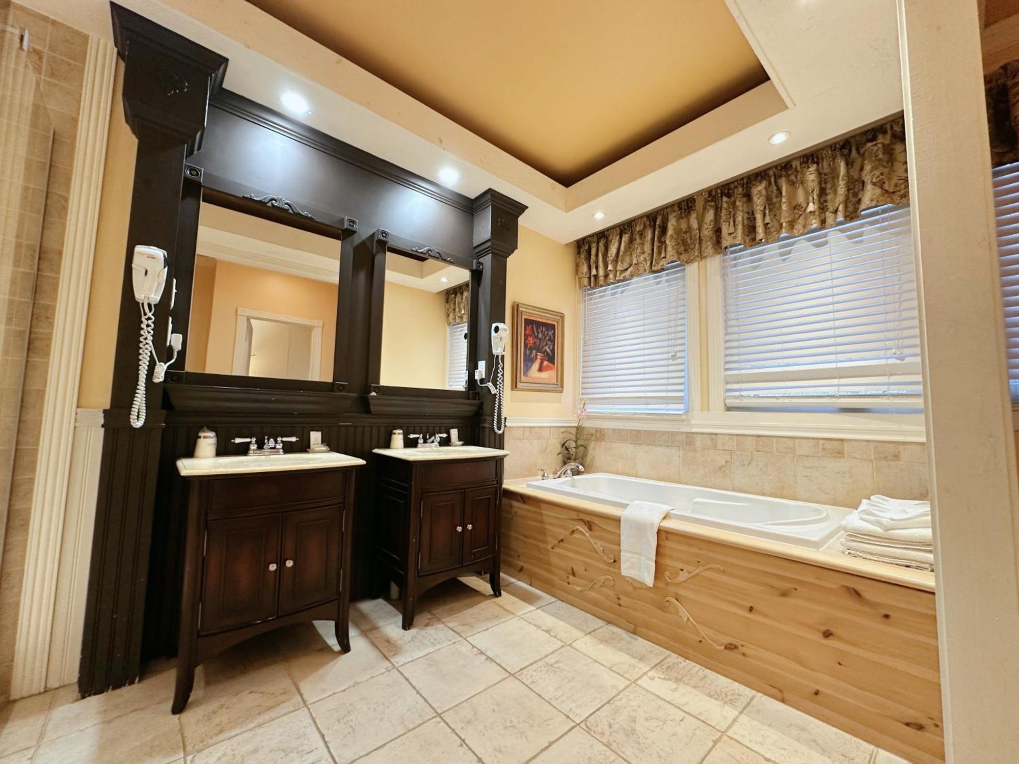 Hotel La Caravelle Baie-Comeau Buitenkant foto